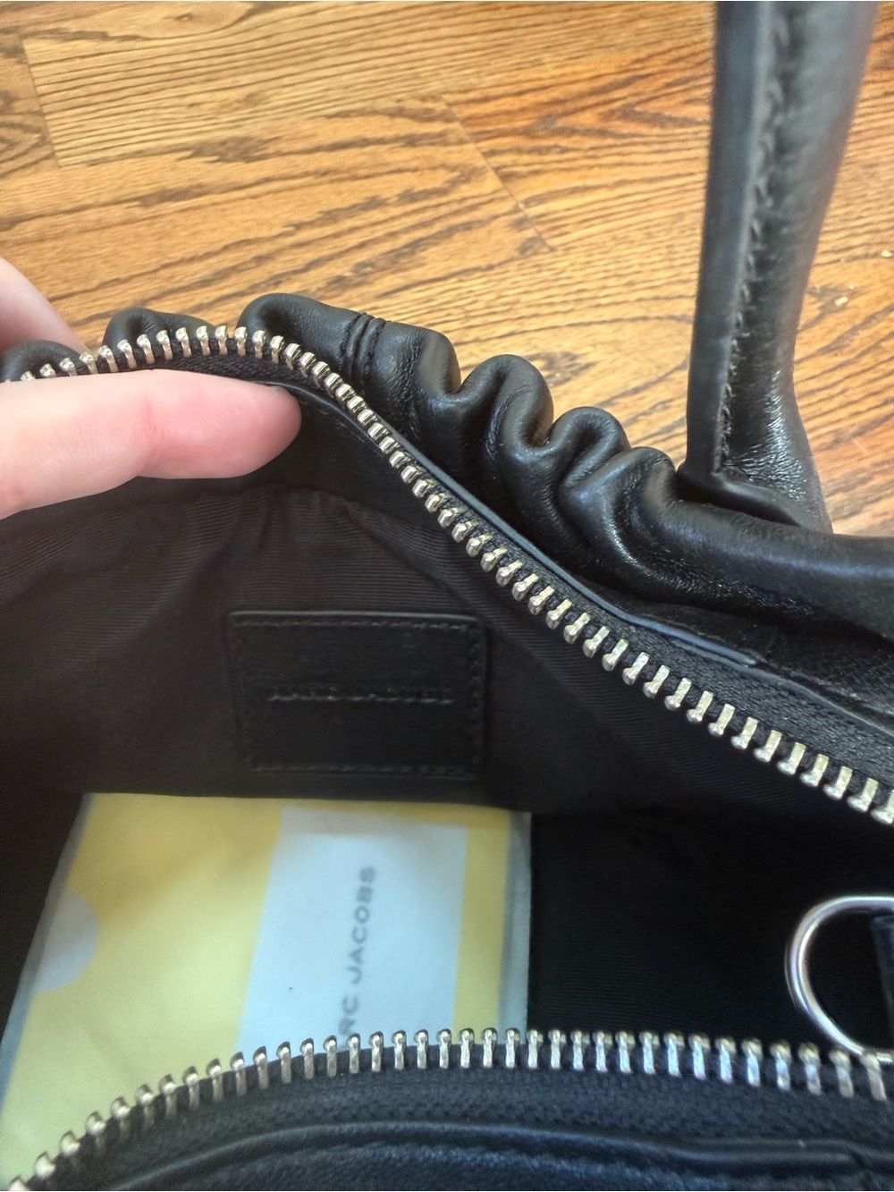 EUC Marc Jacobs Cristina Bag - Picture 6 of 6